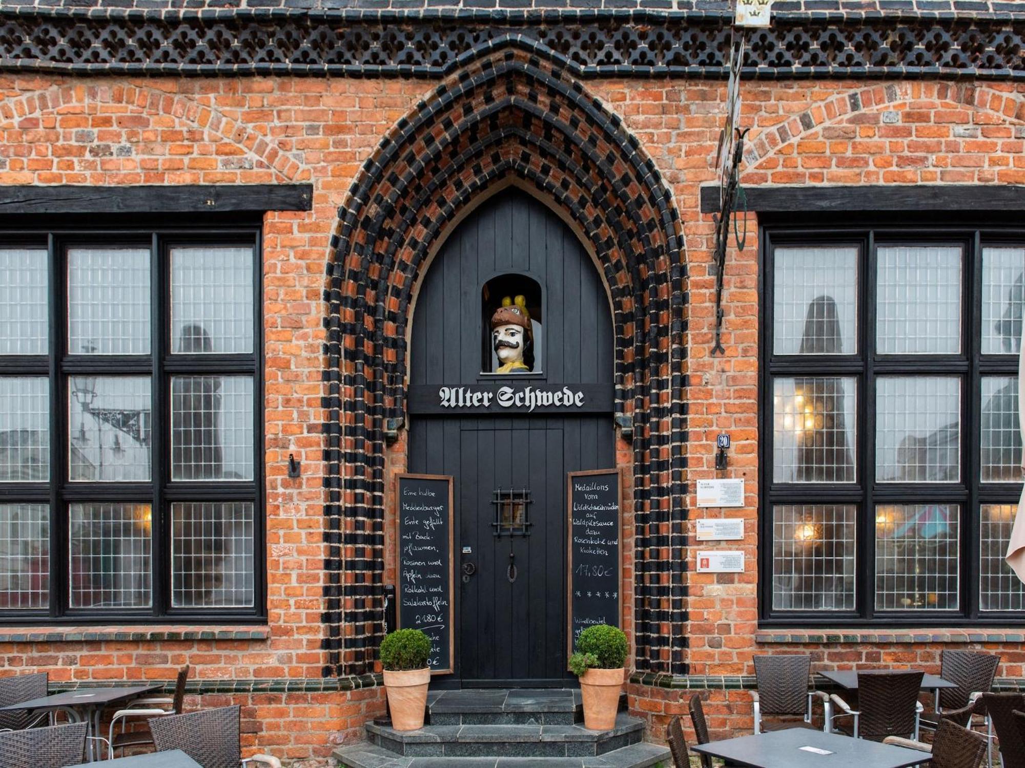 Comfortable Apartment In Wismar Mecklenburg With Fireplace Exteriör bild